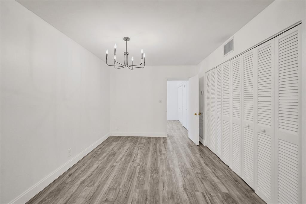 TOWNHOUSES OF EMERALD HIL - Residential Lease