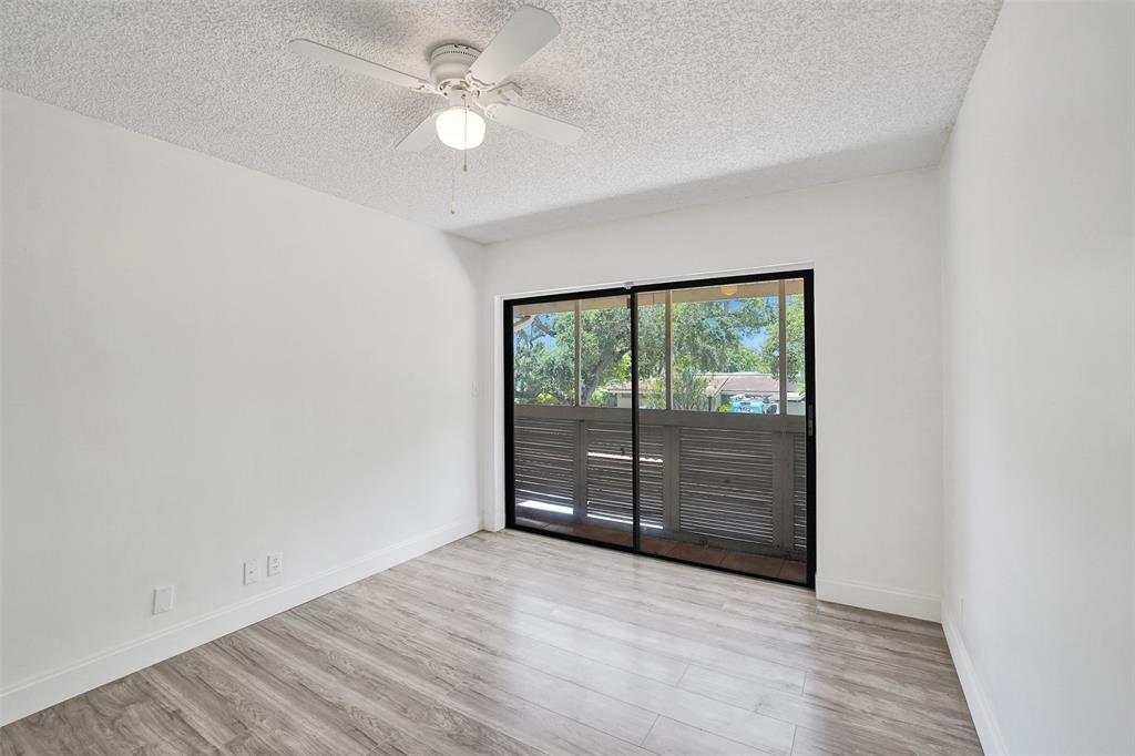 TOWNHOUSES OF EMERALD HIL - Residential Lease