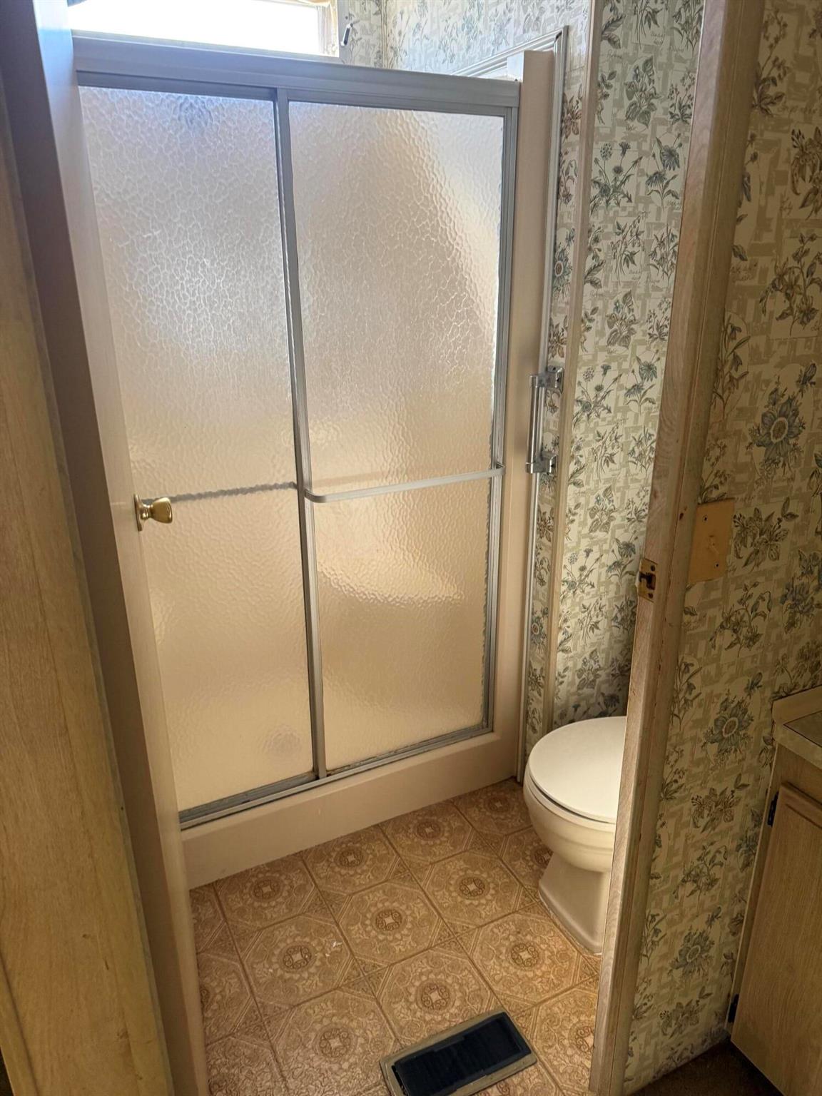 SPANISH LAKES GOLF VILLAG - Residential