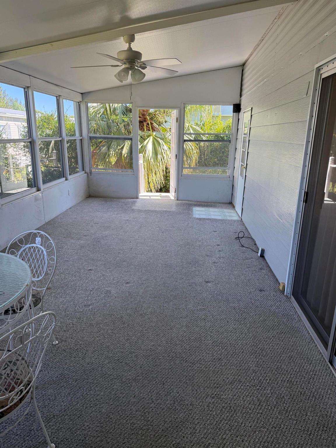 SPANISH LAKES GOLF VILLAG - Residential