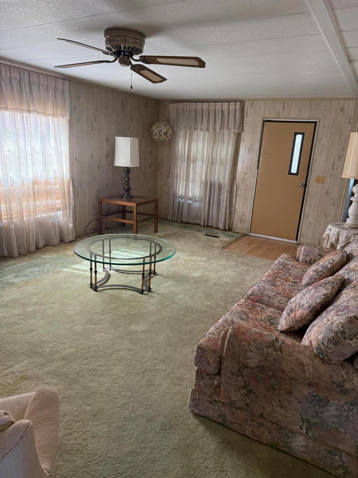 SPANISH LAKES GOLF VILLAG - Residential