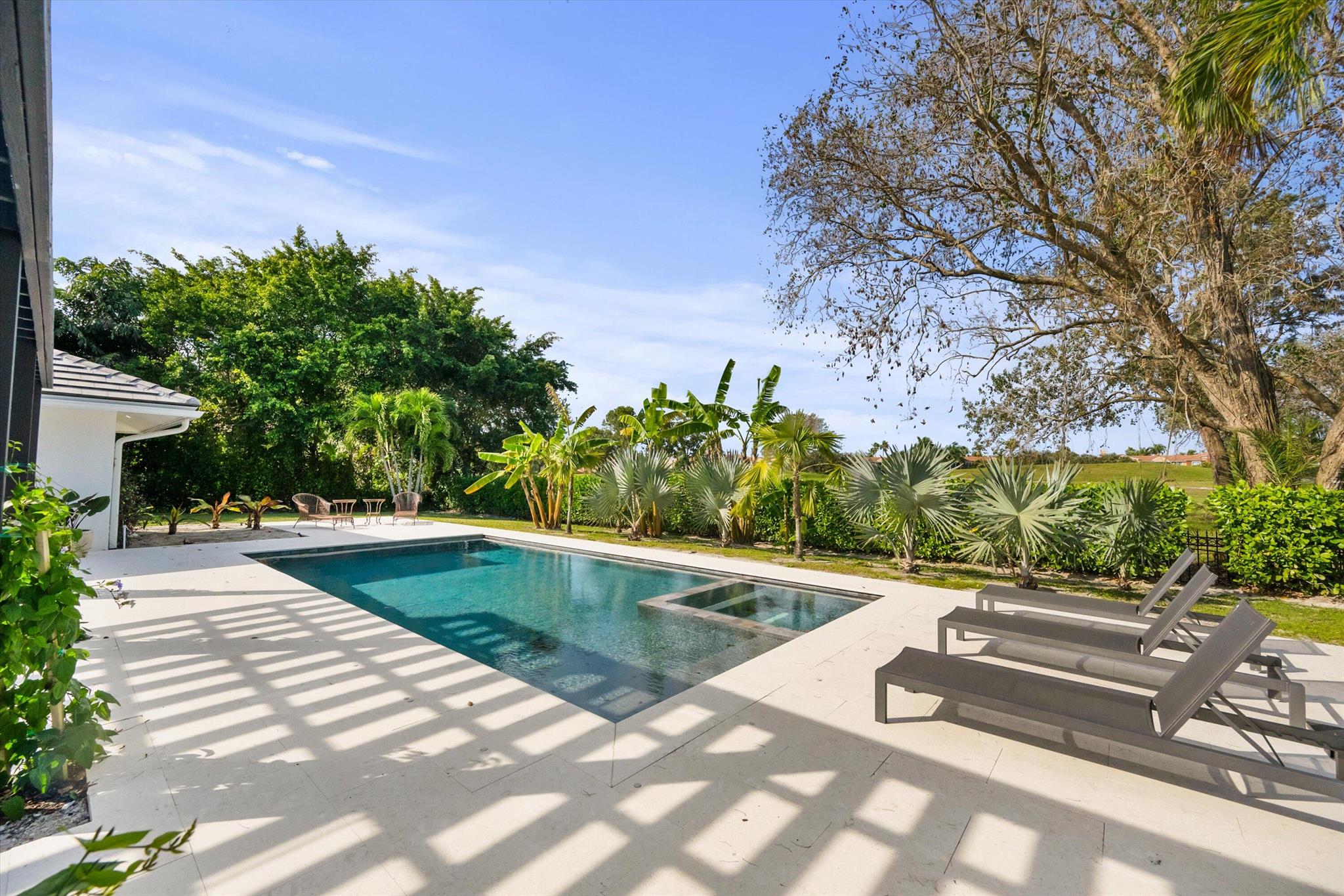 MAIDSTONE - Residential Lease