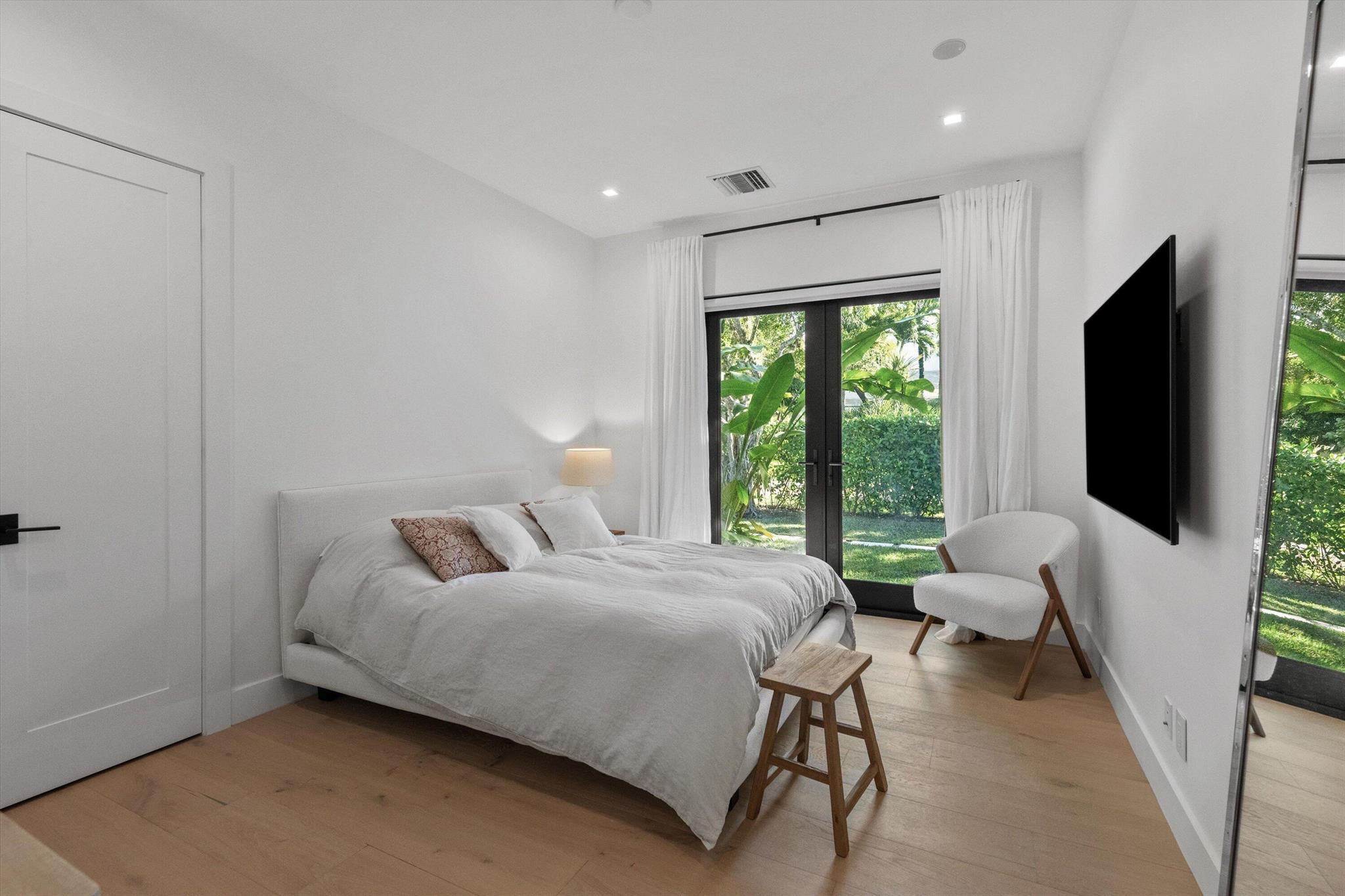 MAIDSTONE - Residential Lease