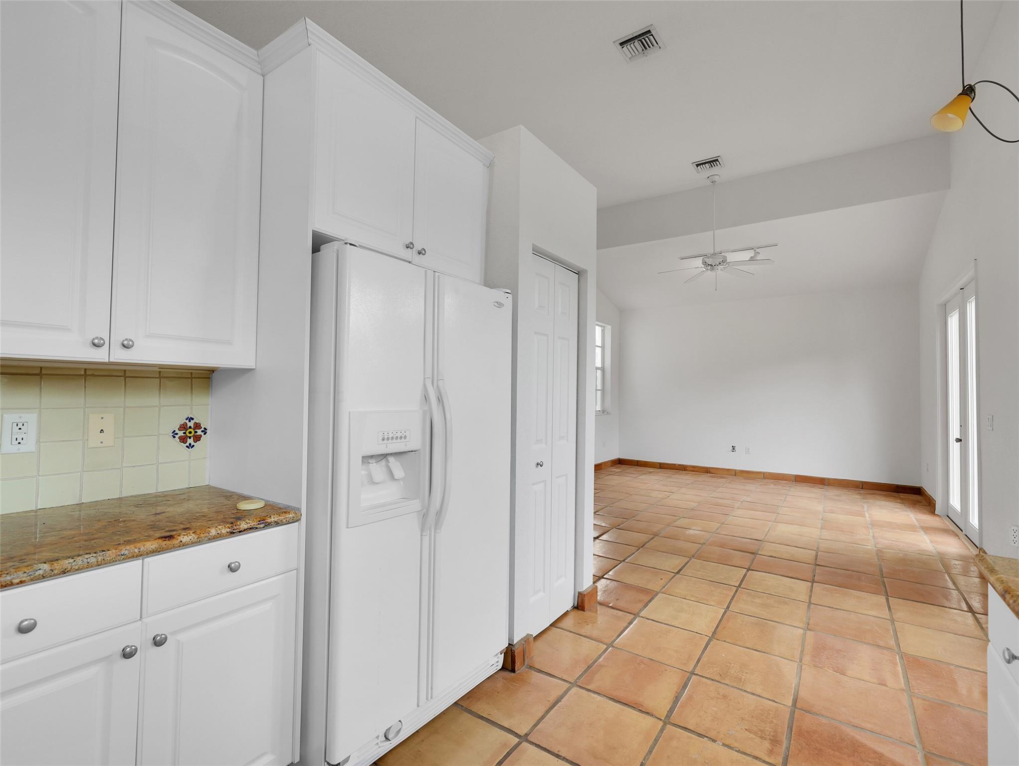 Royal Land Amd 132-20 B - Residential