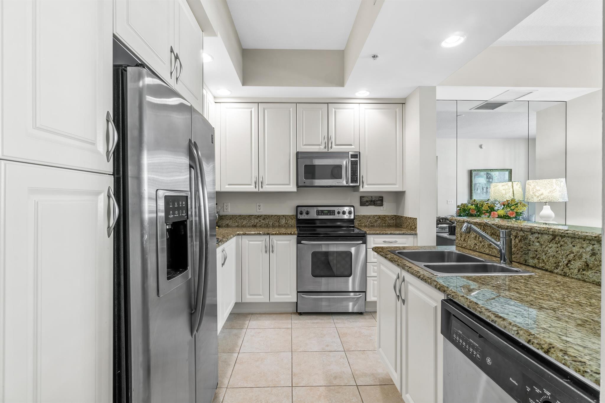 ONE CITY PLAZA CONDO - Residential Lease