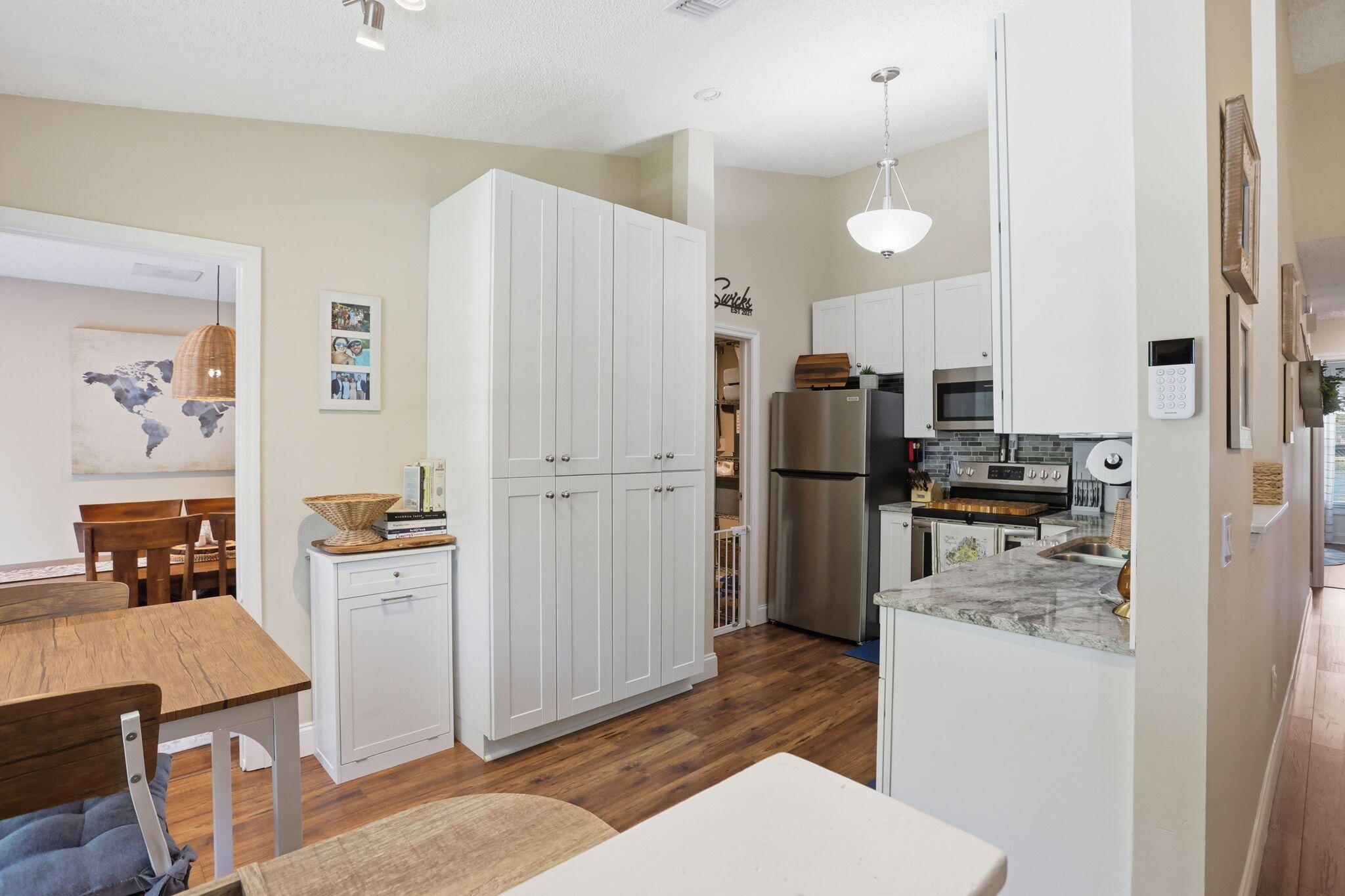 COUNTERPOINT ESTATES 13 - Residential