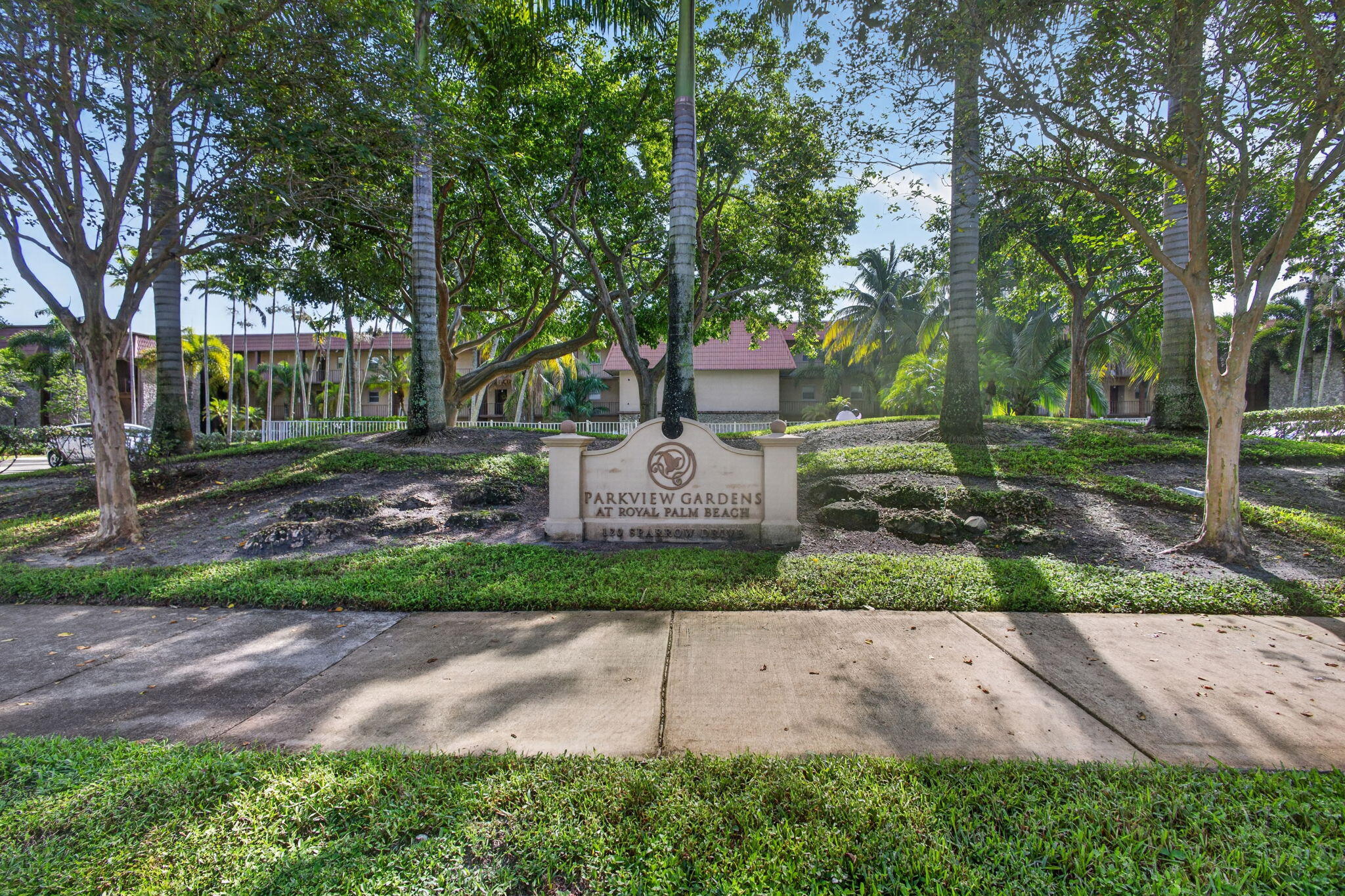 120 Sparrow Drive 304