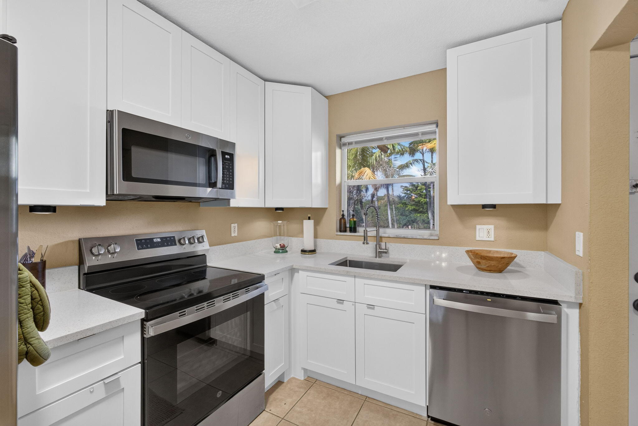 120 Sparrow Drive 304