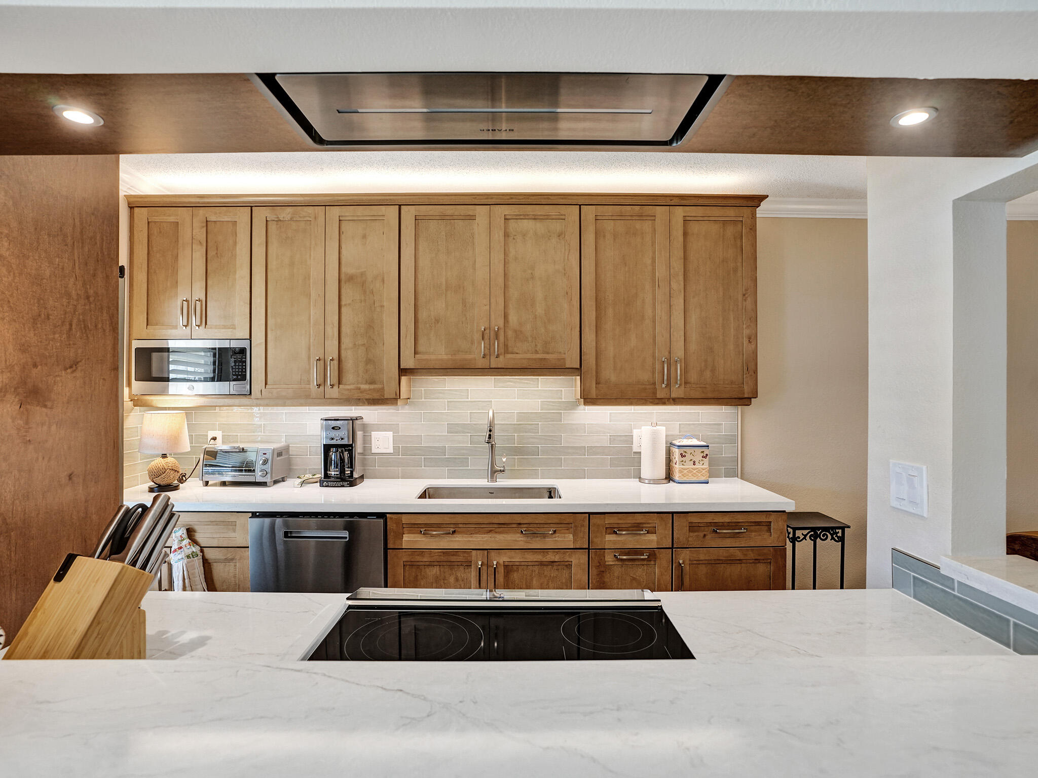 LAFAYETTE ARMS CO-OP - Residential Lease