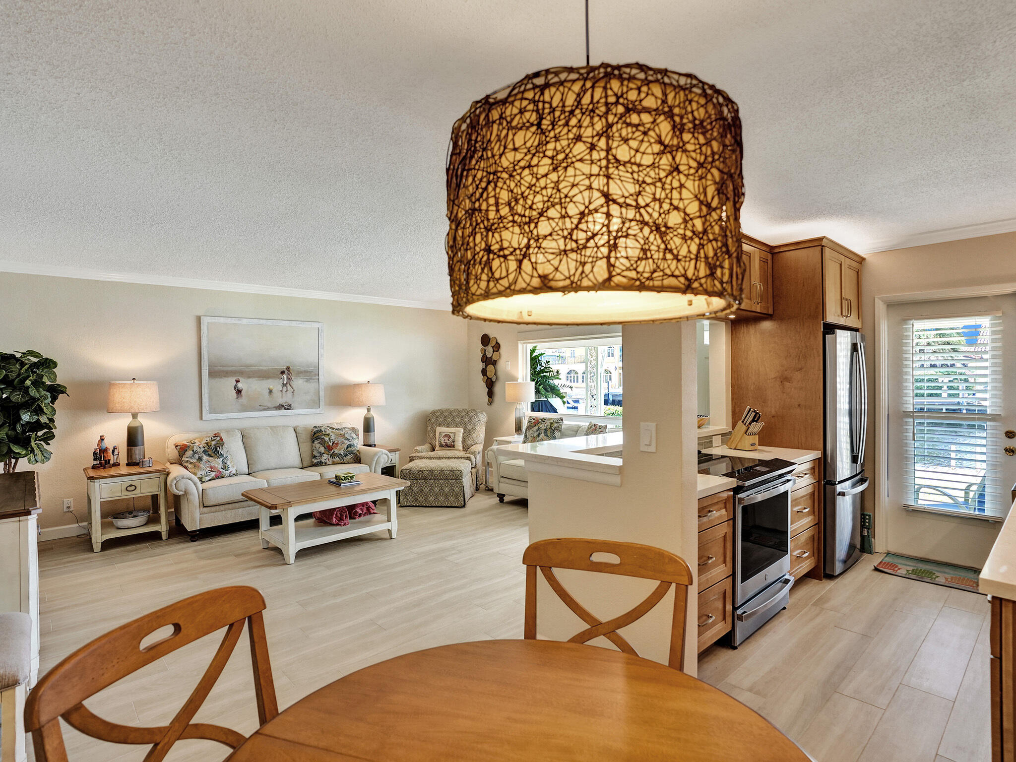 LAFAYETTE ARMS CO-OP - Residential Lease