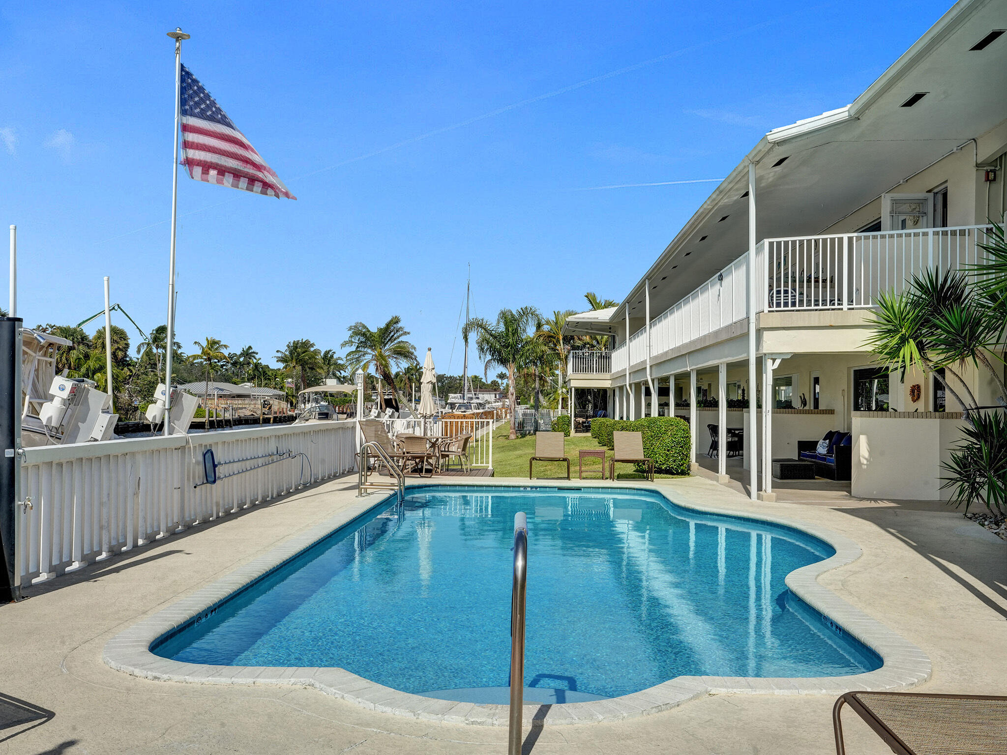 LAFAYETTE ARMS CO-OP - Residential Lease