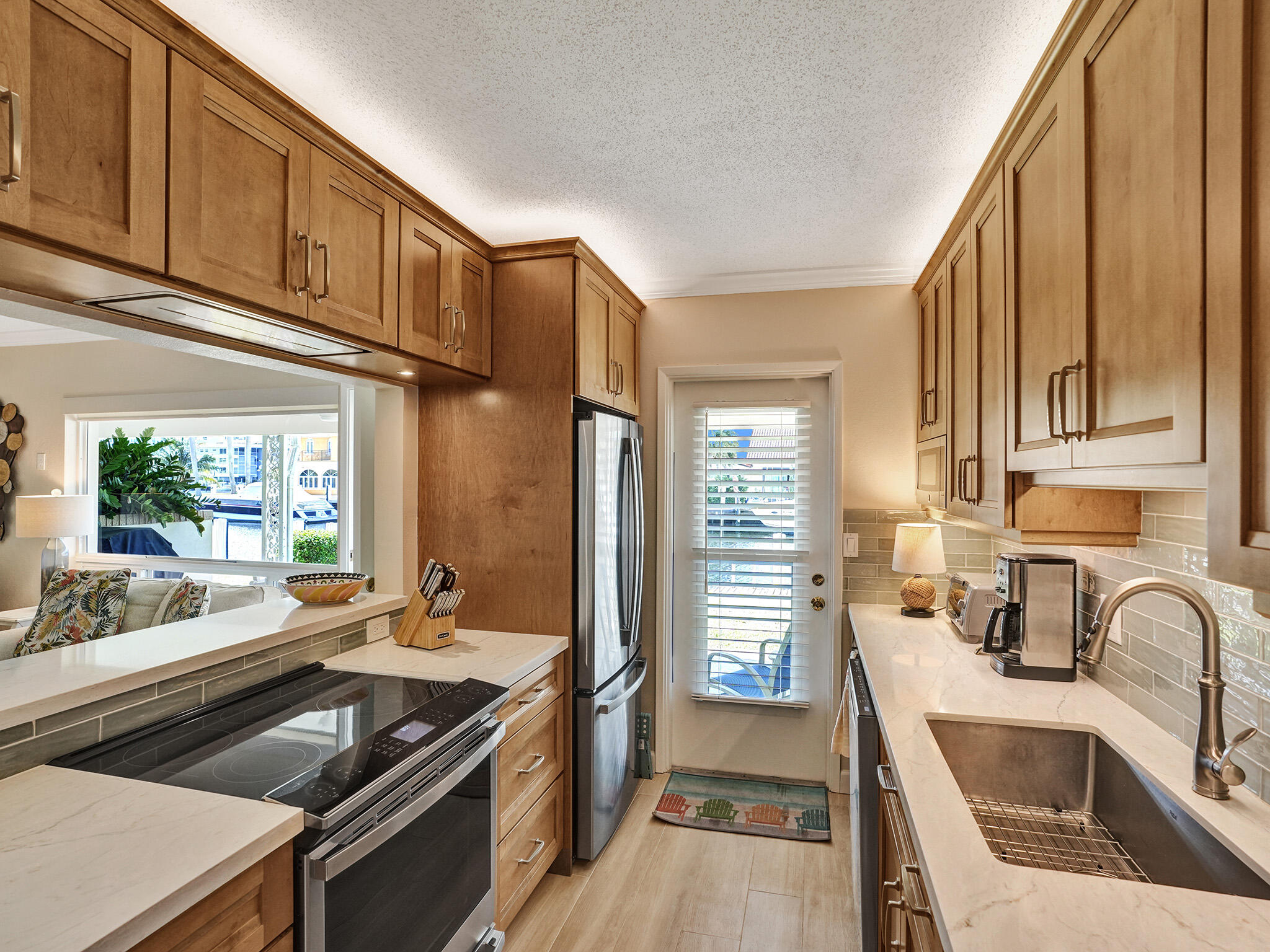 LAFAYETTE ARMS CO-OP - Residential Lease