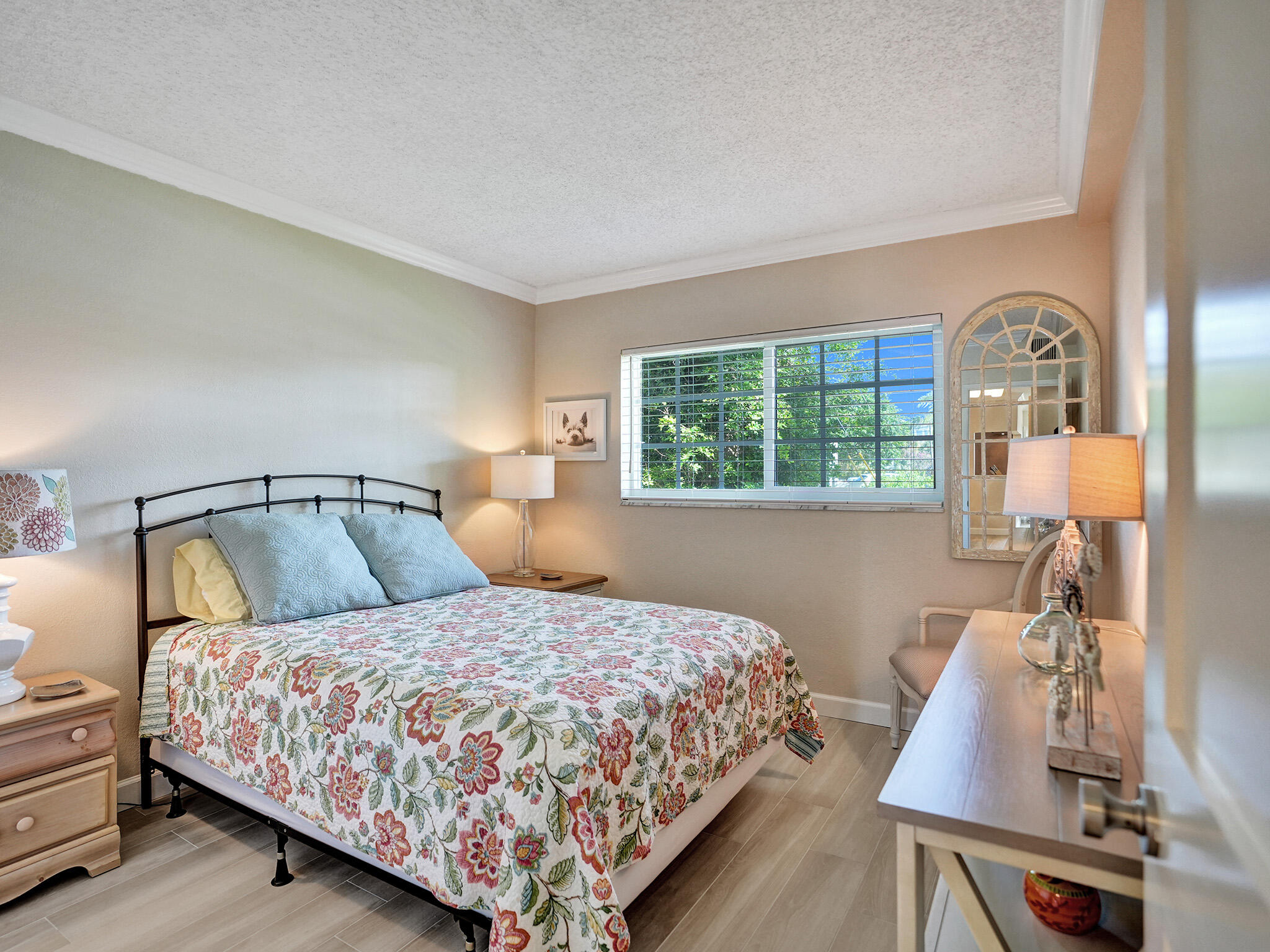 LAFAYETTE ARMS CO-OP - Residential Lease