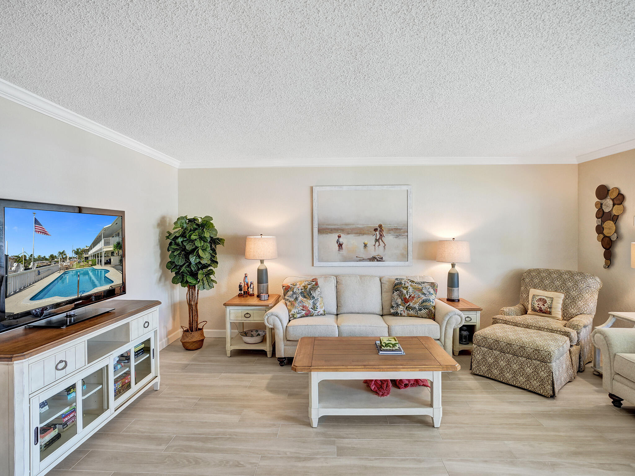 LAFAYETTE ARMS CO-OP - Residential Lease