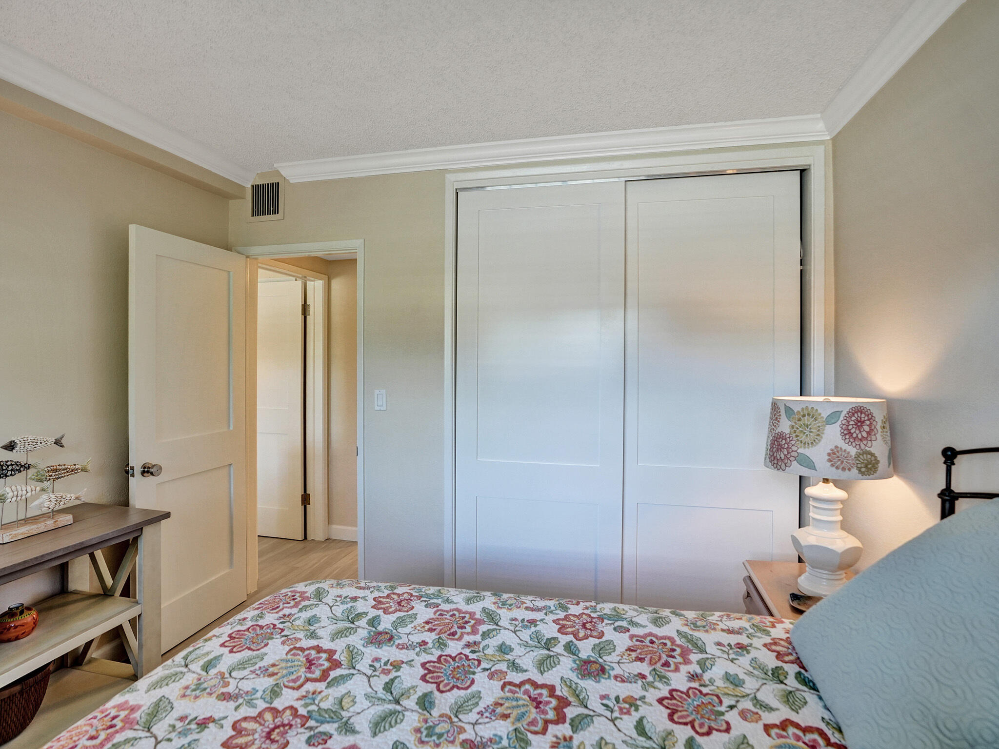 LAFAYETTE ARMS CO-OP - Residential Lease