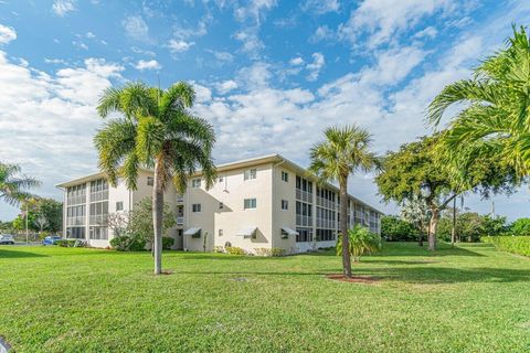 A home in Lake Worth