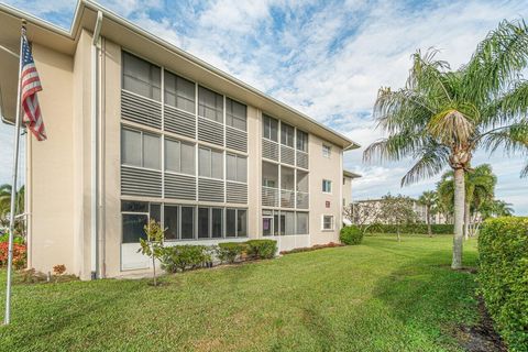 A home in Lake Worth