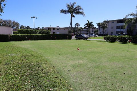 A home in Lake Worth