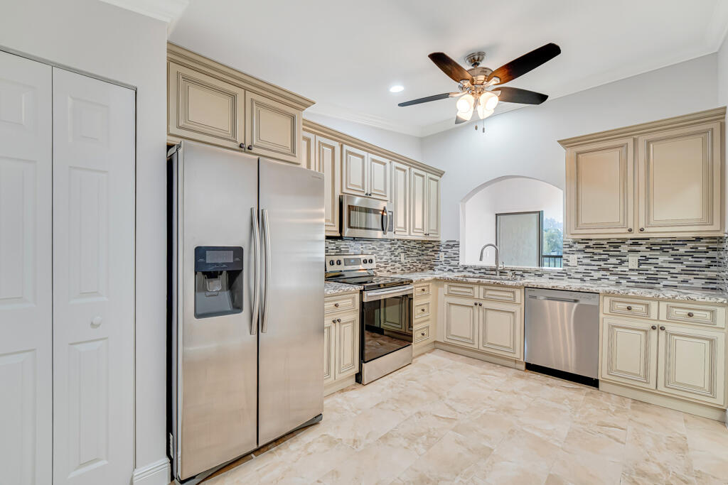 3304 Perimeter Drive