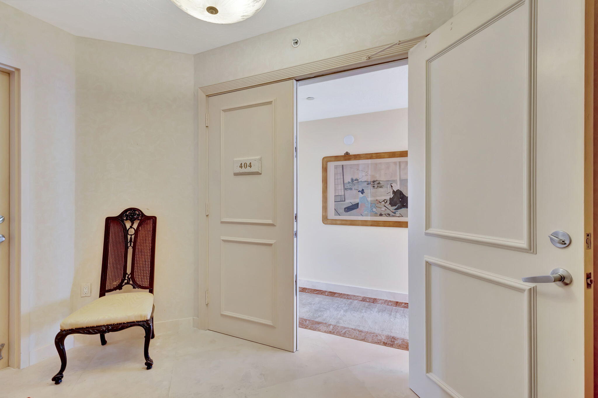 800 Ocean Drive 404