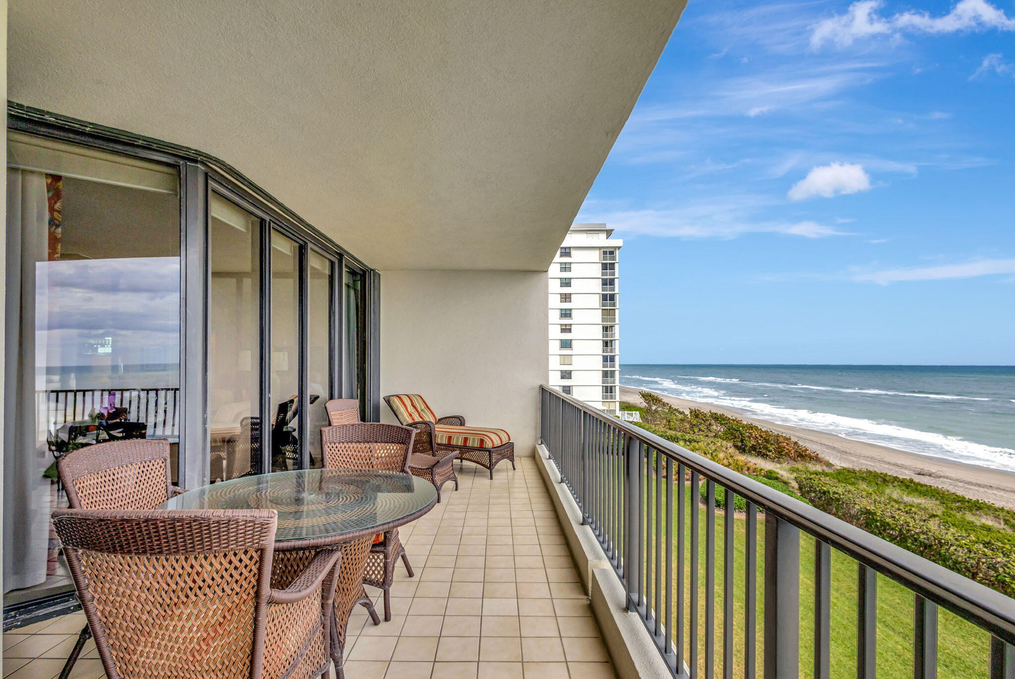 800 Ocean Drive 404