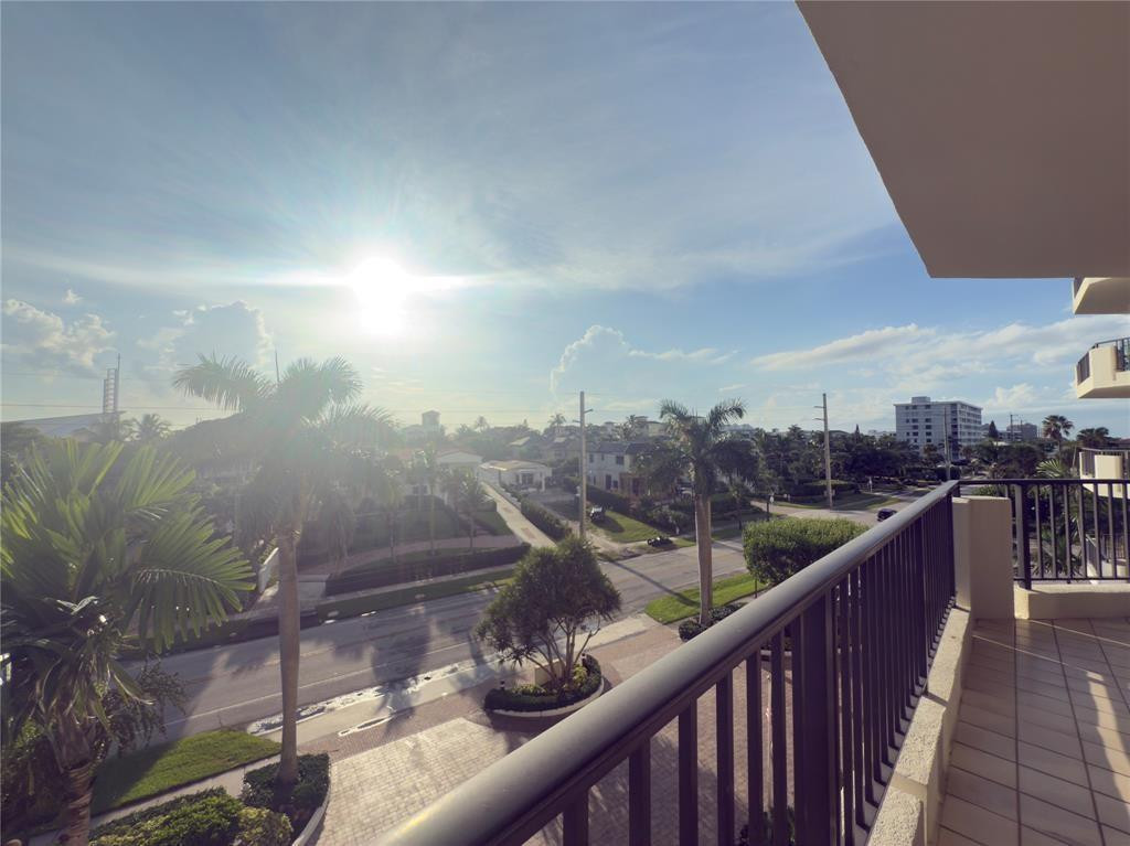 WATERFRONT ON THE OCEAN AT JUNO BEACH CO - Residential