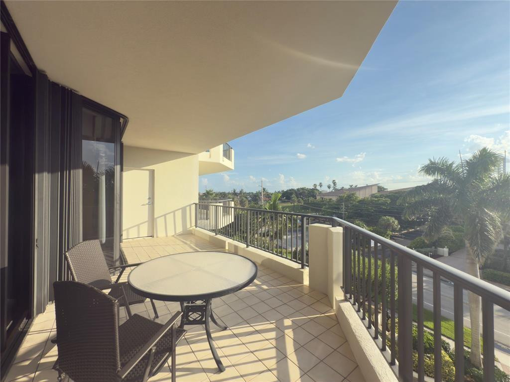 WATERFRONT ON THE OCEAN AT JUNO BEACH CO - Residential