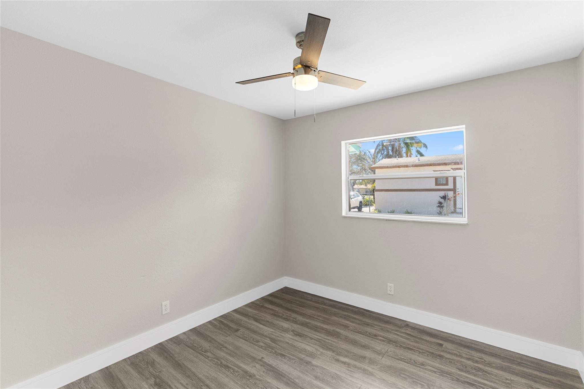 Golden Ridge 57-12 B - Residential