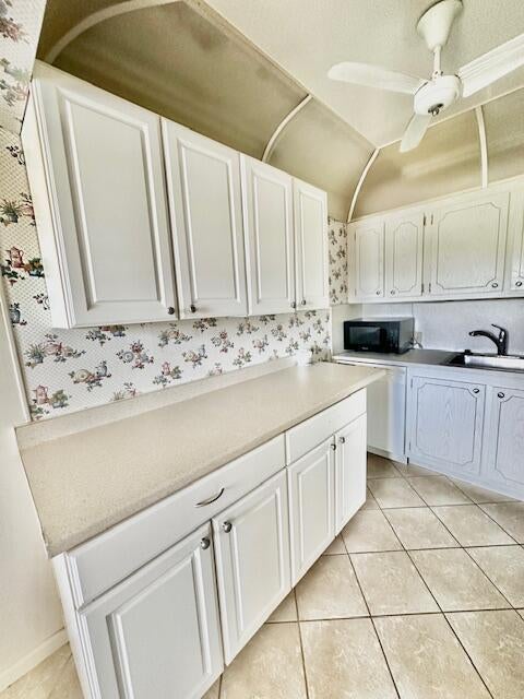 Photo of 59 Preston B, Boca Raton, FL 33434 (MLS # B26088937)