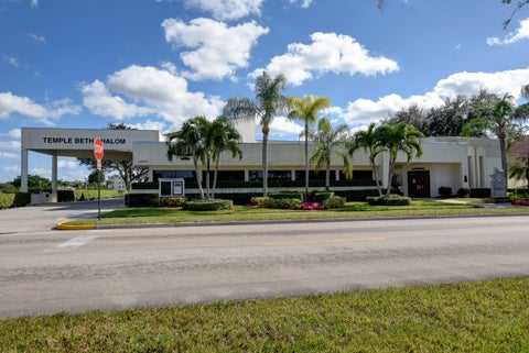 Tiny photo for 59 Preston B, Boca Raton, FL 33434 (MLS # B26088937)