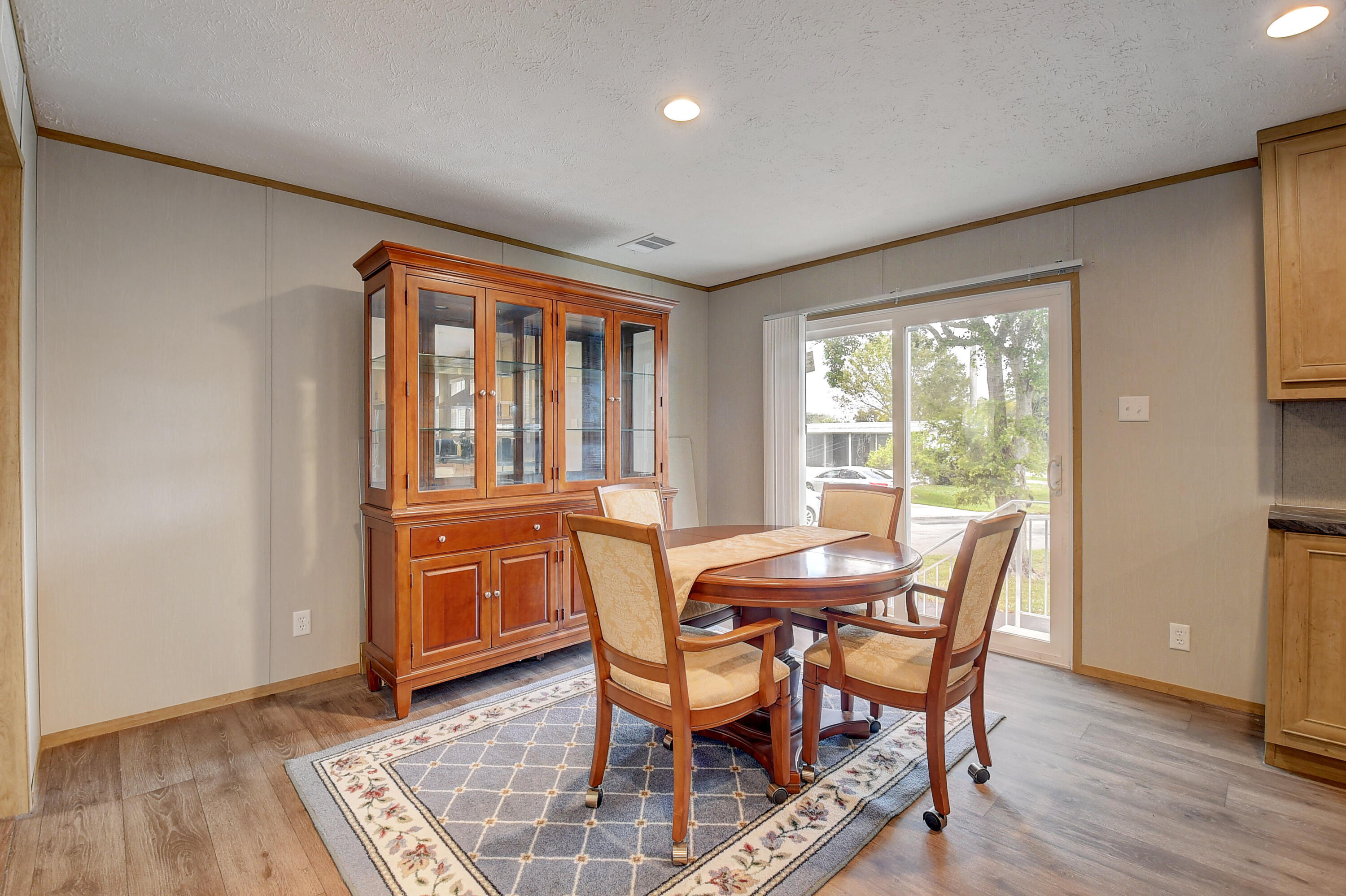 COLONIAL ESTATES INC MOBILE HOME PARK - Residential