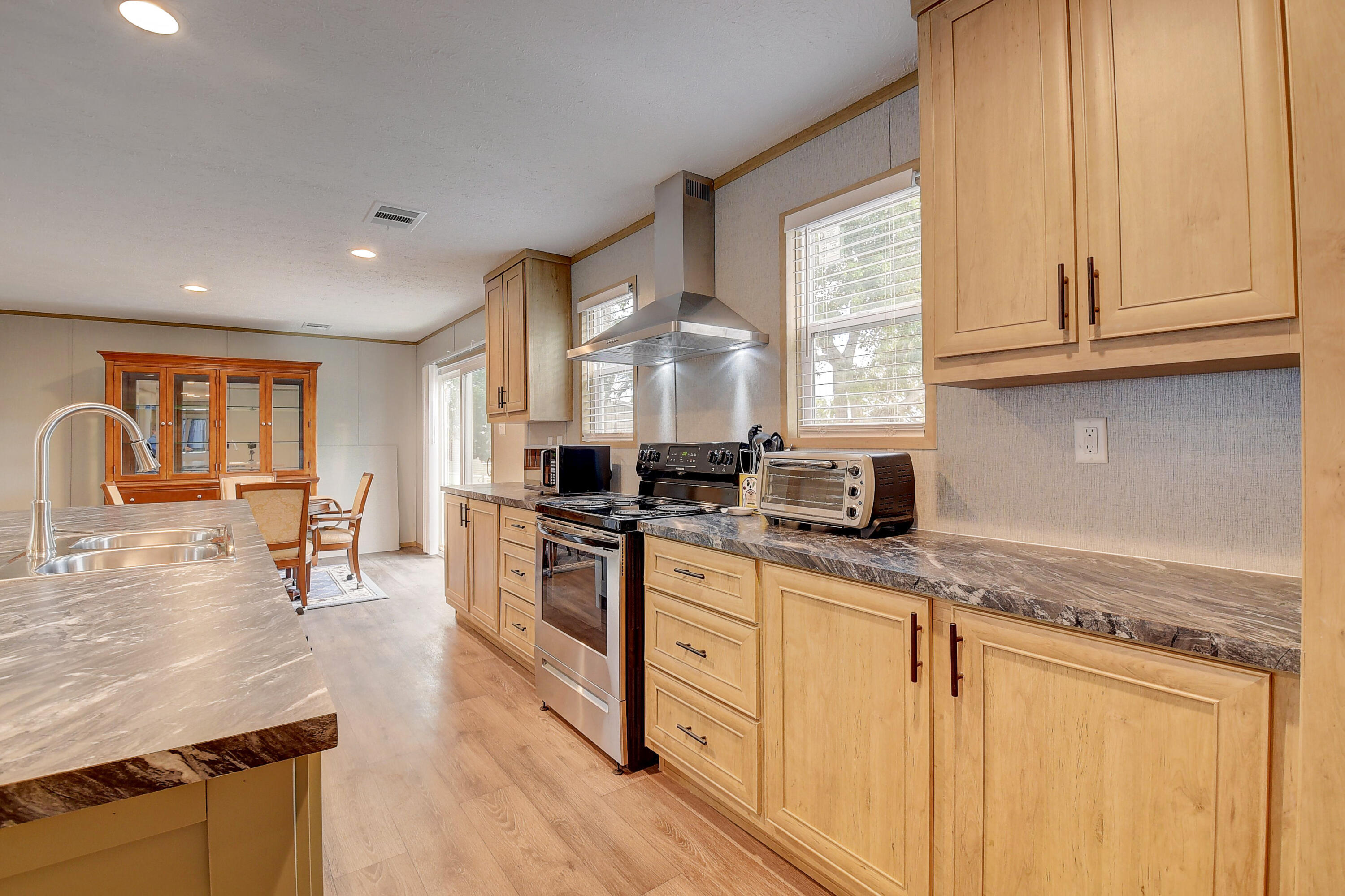 COLONIAL ESTATES INC MOBILE HOME PARK - Residential