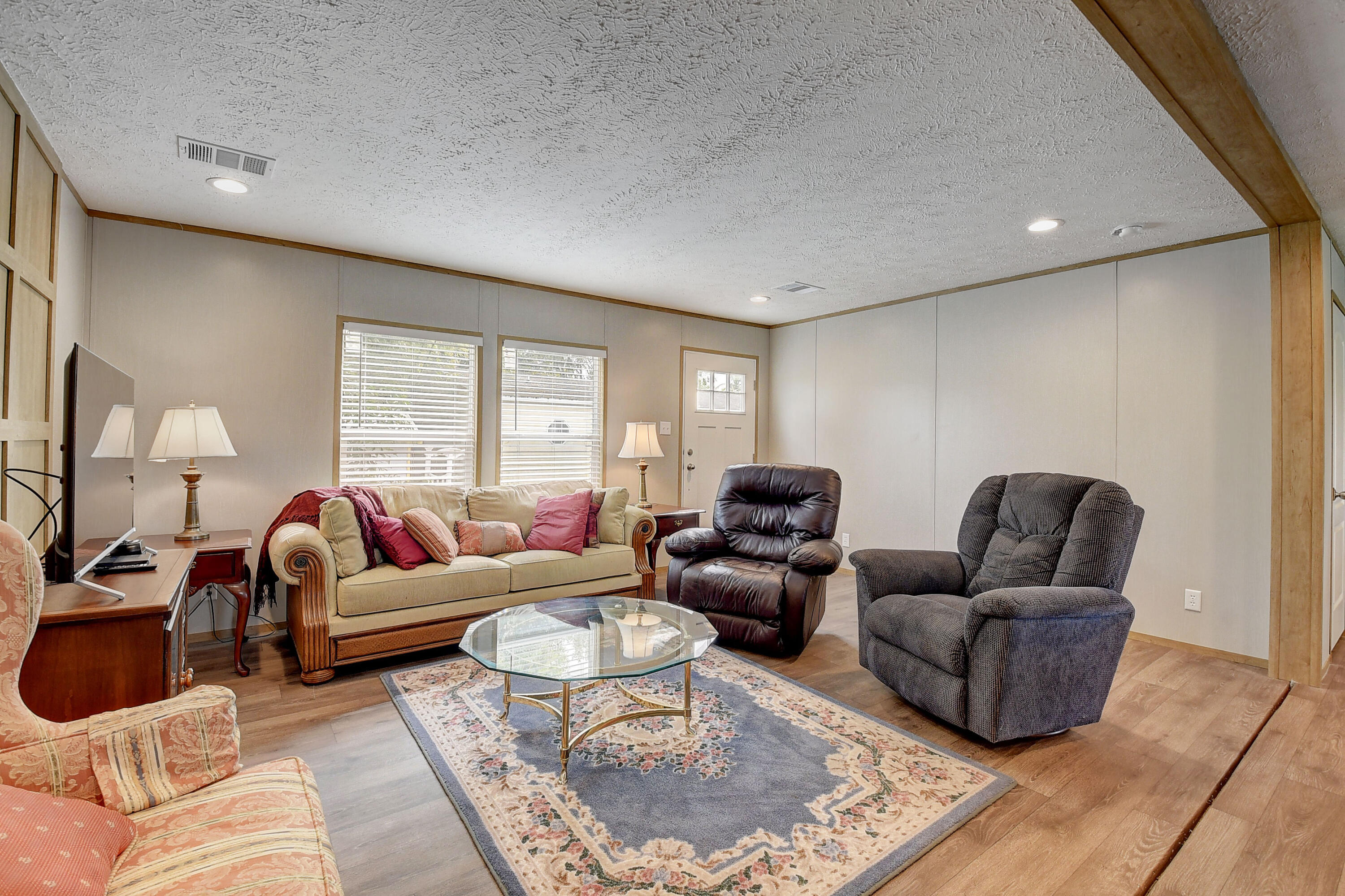 COLONIAL ESTATES INC MOBILE HOME PARK - Residential