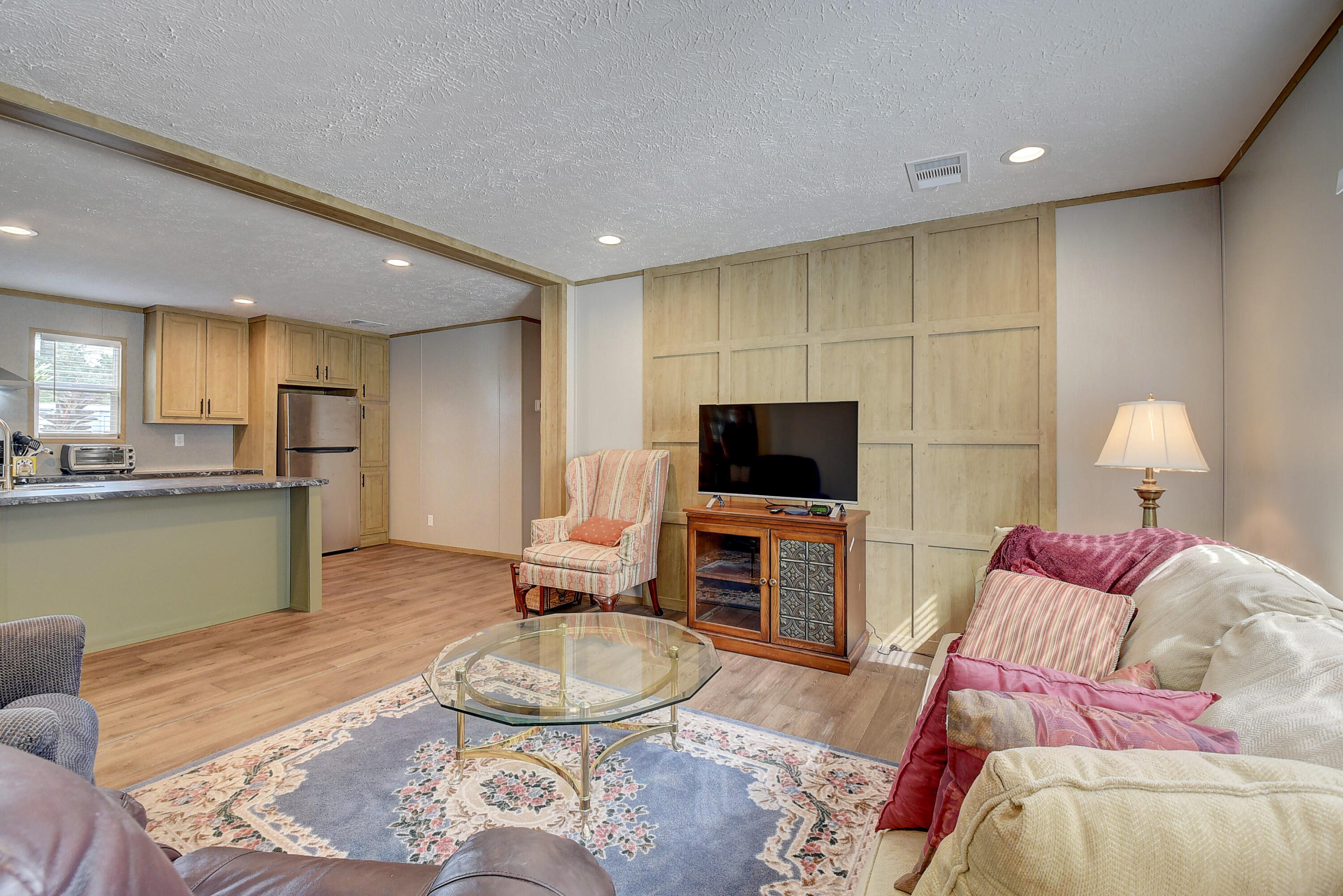 COLONIAL ESTATES INC MOBILE HOME PARK - Residential