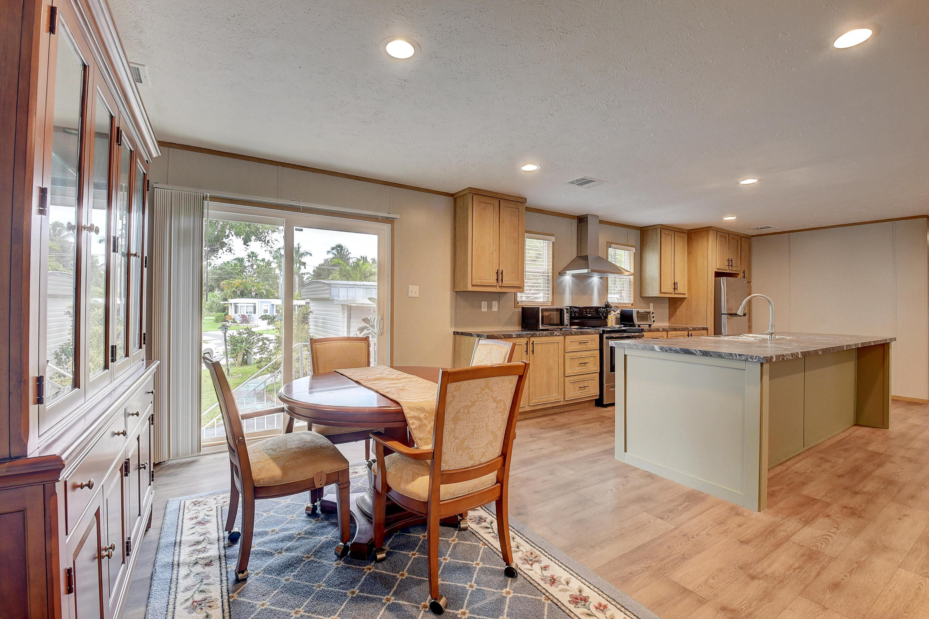 COLONIAL ESTATES INC MOBILE HOME PARK - Residential