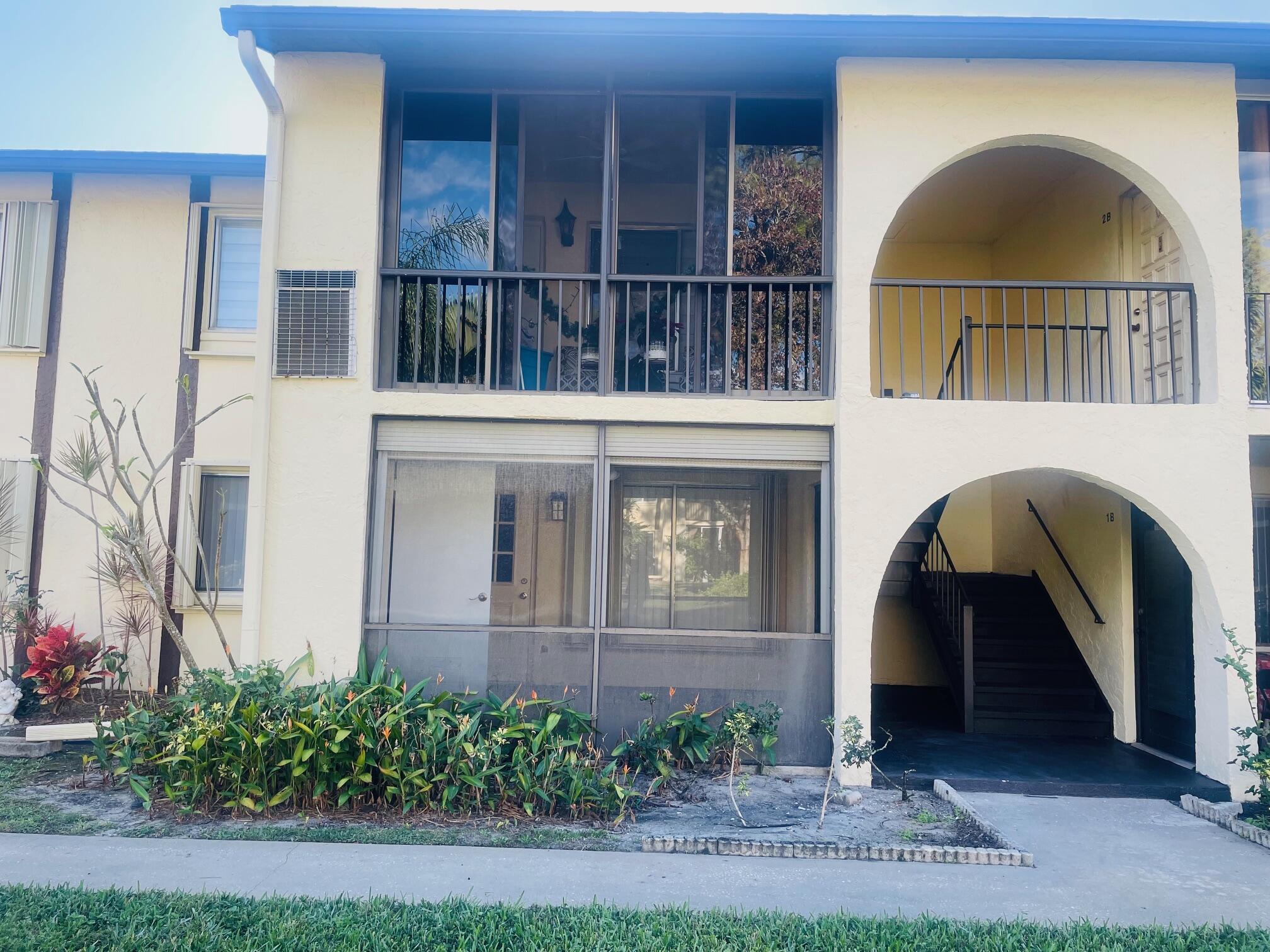 PINE RIDGE IV COND DECL F - Residential Lease