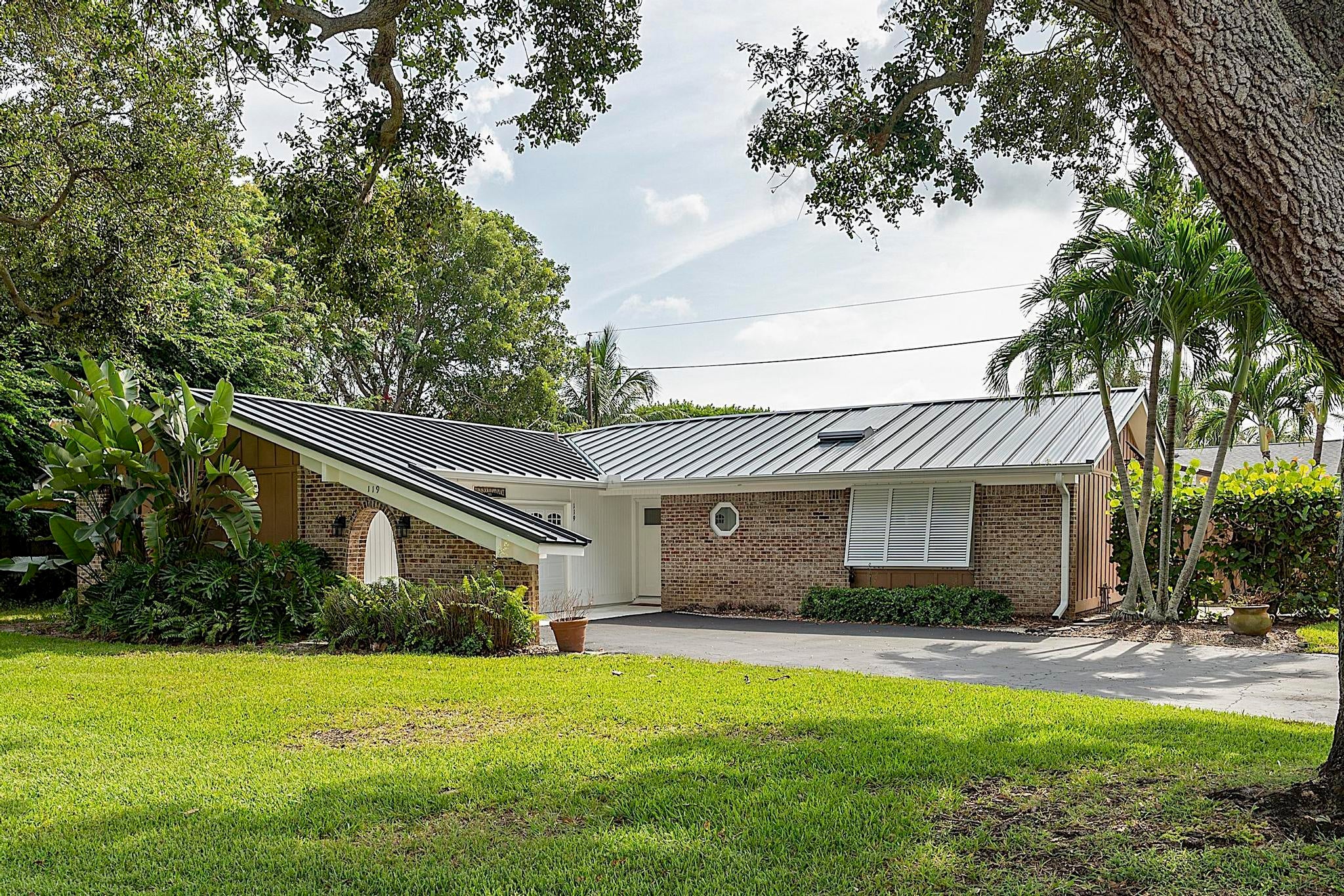 119 W NORFOLK Road
