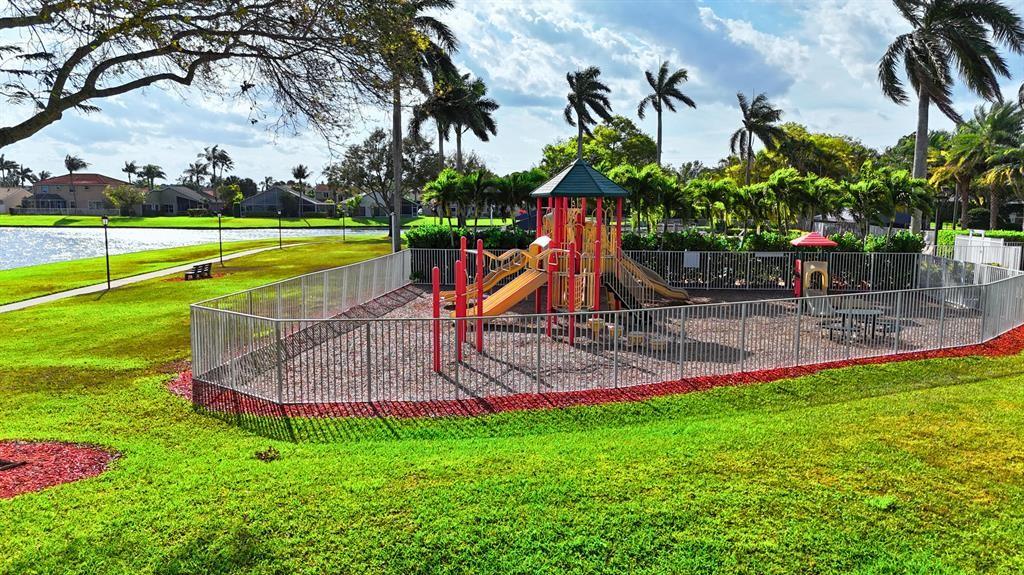 BOCA LANDINGS - Residential Lease