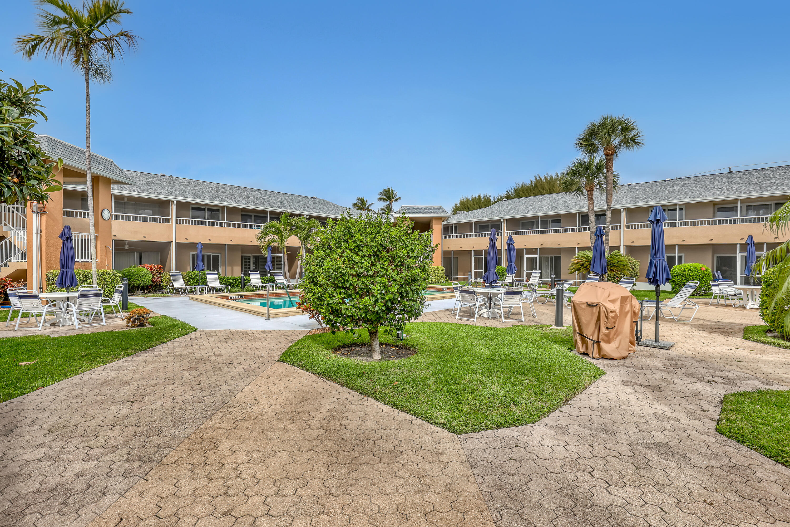 COURTYARD CONDO - Residential