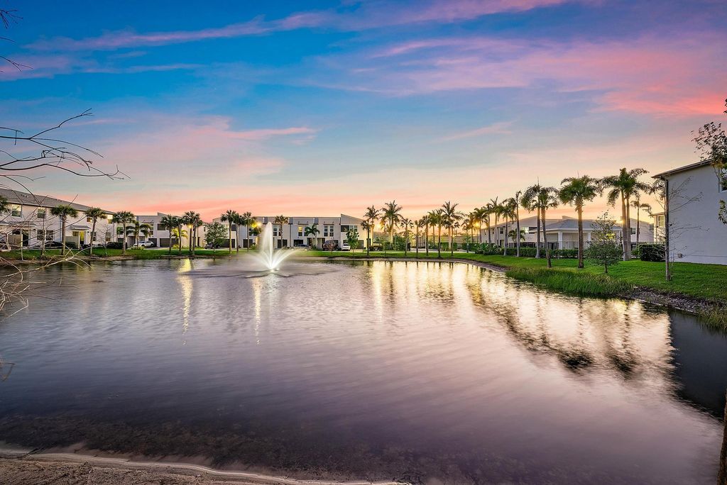 Photo of 3915 SE Mentmore Lane, Stuart, FL 34997 (MLS # R11099232)