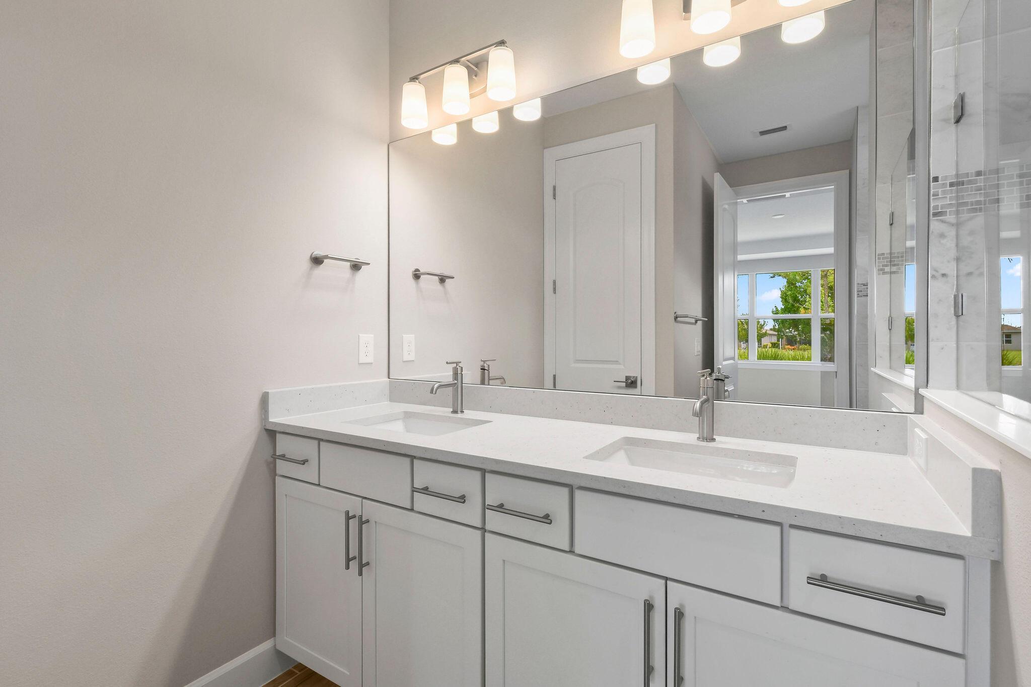 DEL WEBB TRADITION - Residential