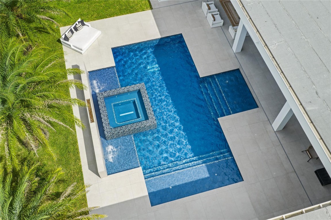 Rayel Estates 1 174-194 B - Residential