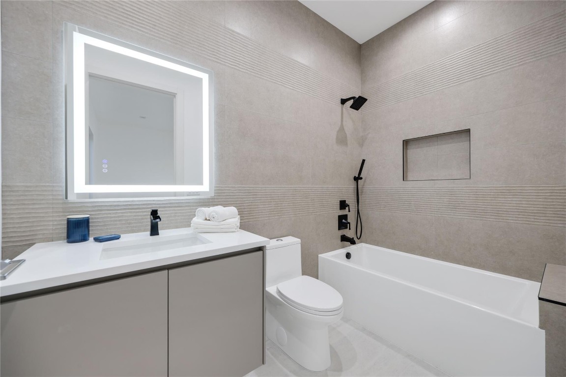 Rayel Estates 1 174-194 B - Residential