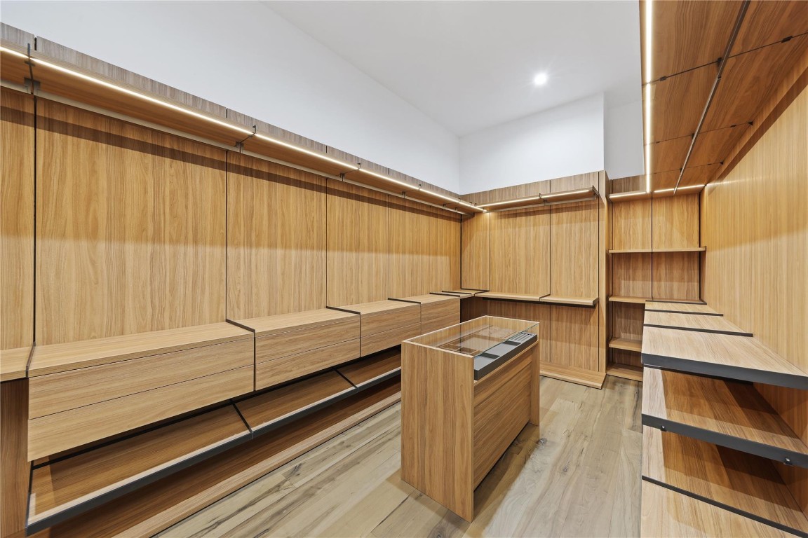 Rayel Estates 1 174-194 B - Residential