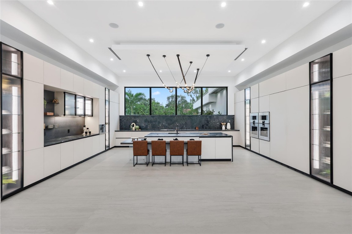 Rayel Estates 1 174-194 B - Residential