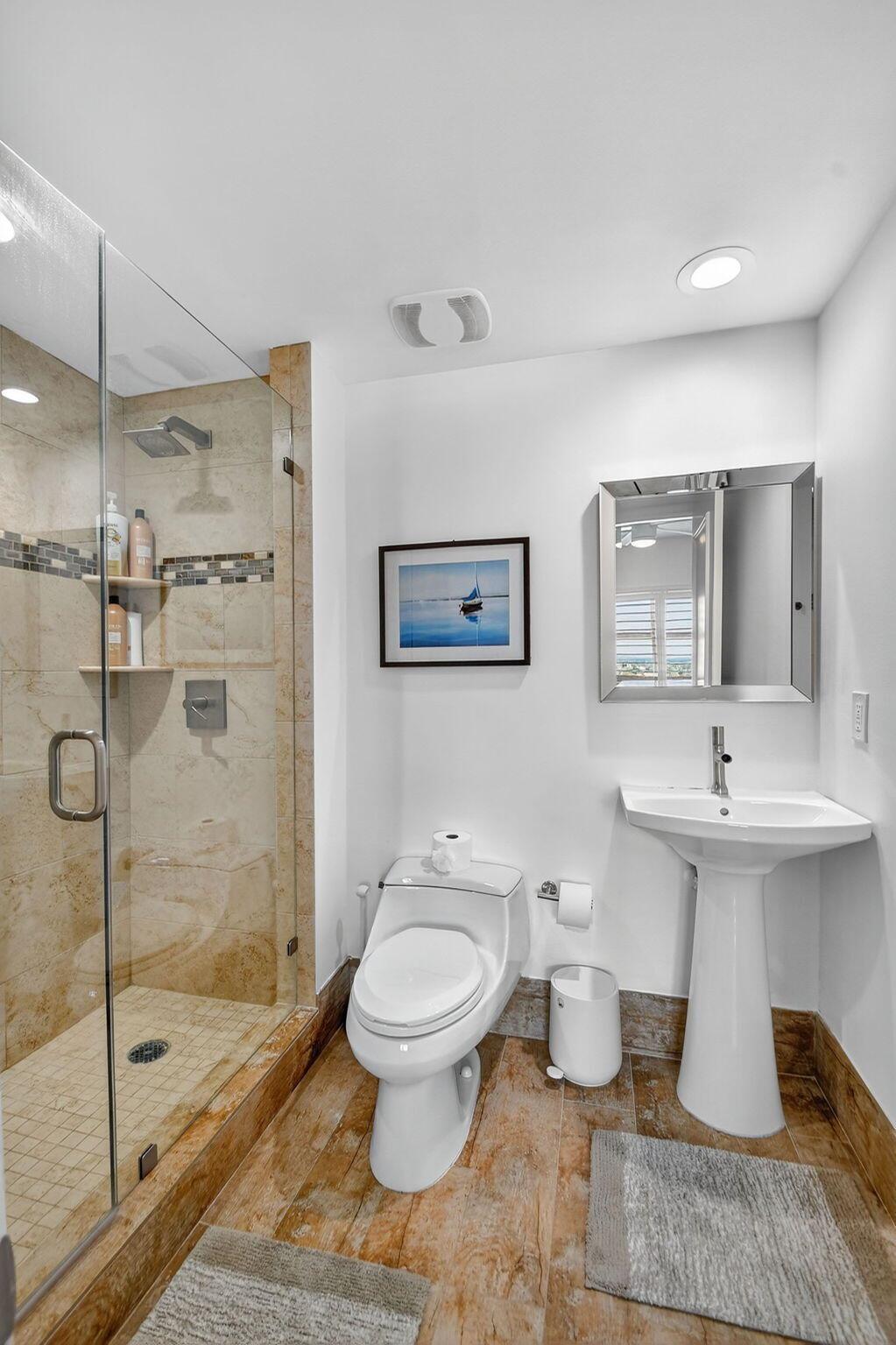 MARINA GRANDE RIVIERA BEA - Residential