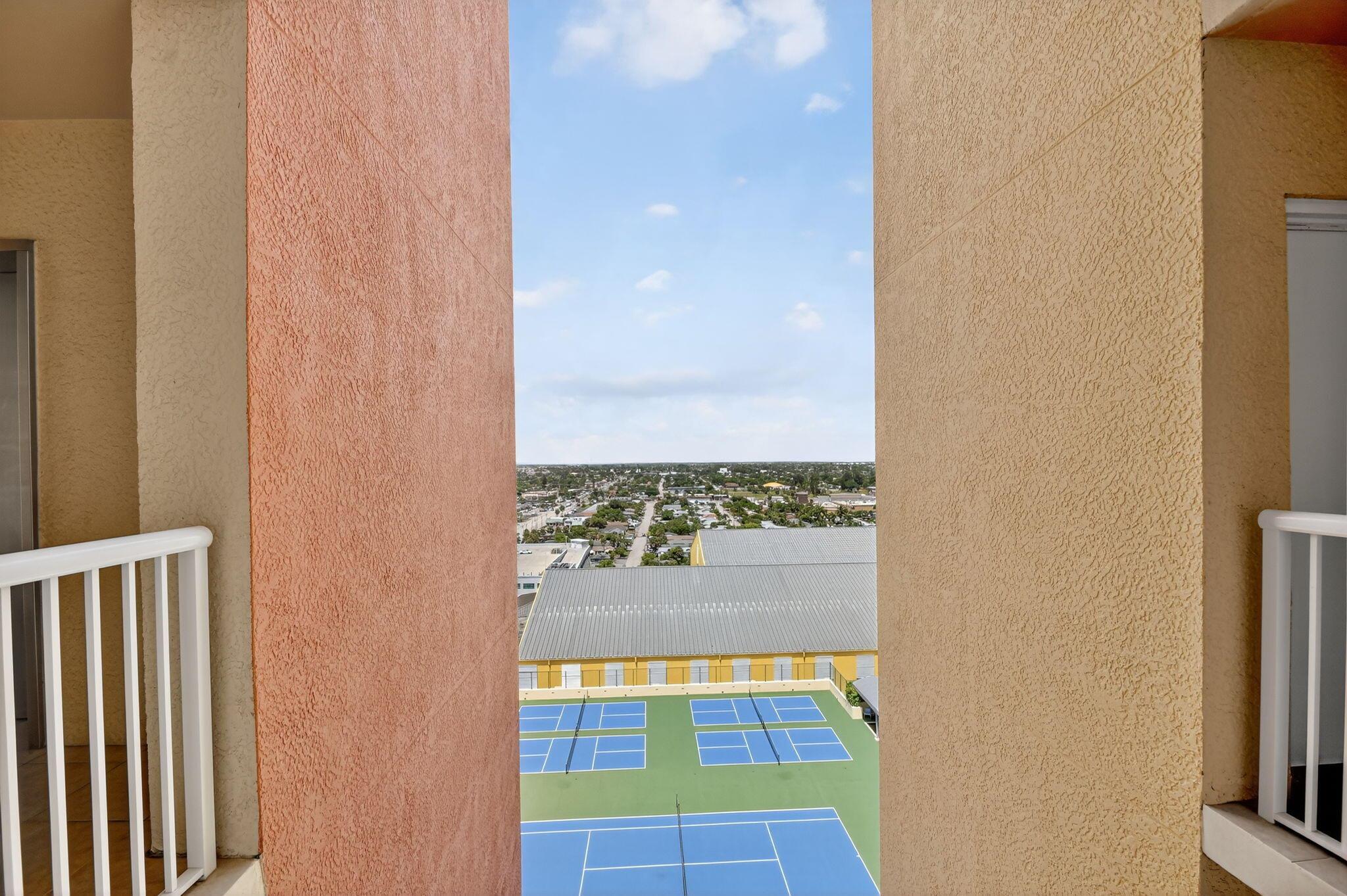 MARINA GRANDE RIVIERA BEA - Residential
