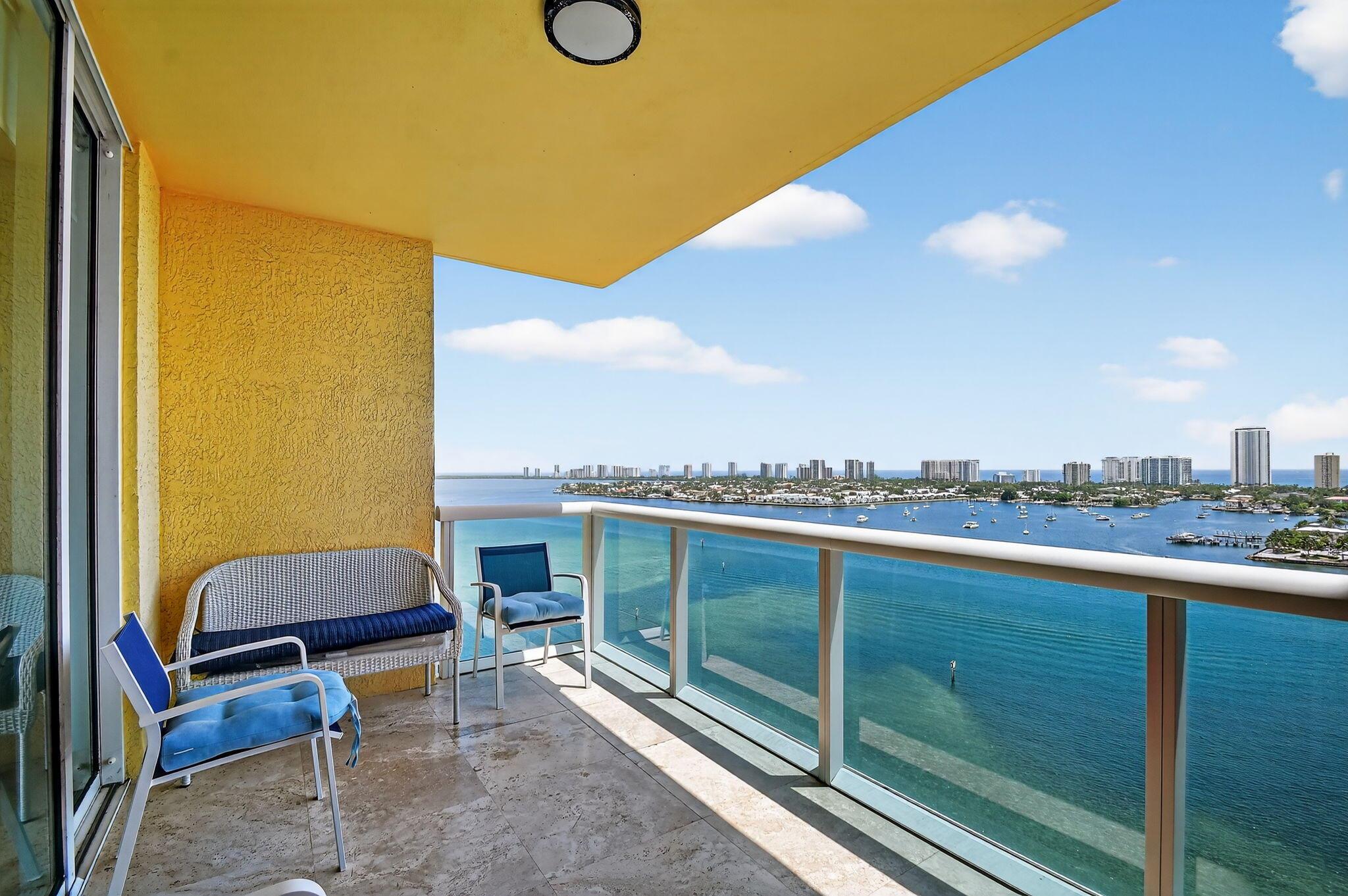 MARINA GRANDE RIVIERA BEA - Residential