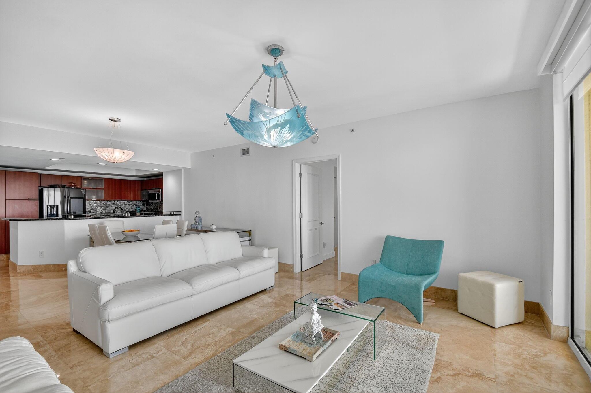 MARINA GRANDE RIVIERA BEA - Residential