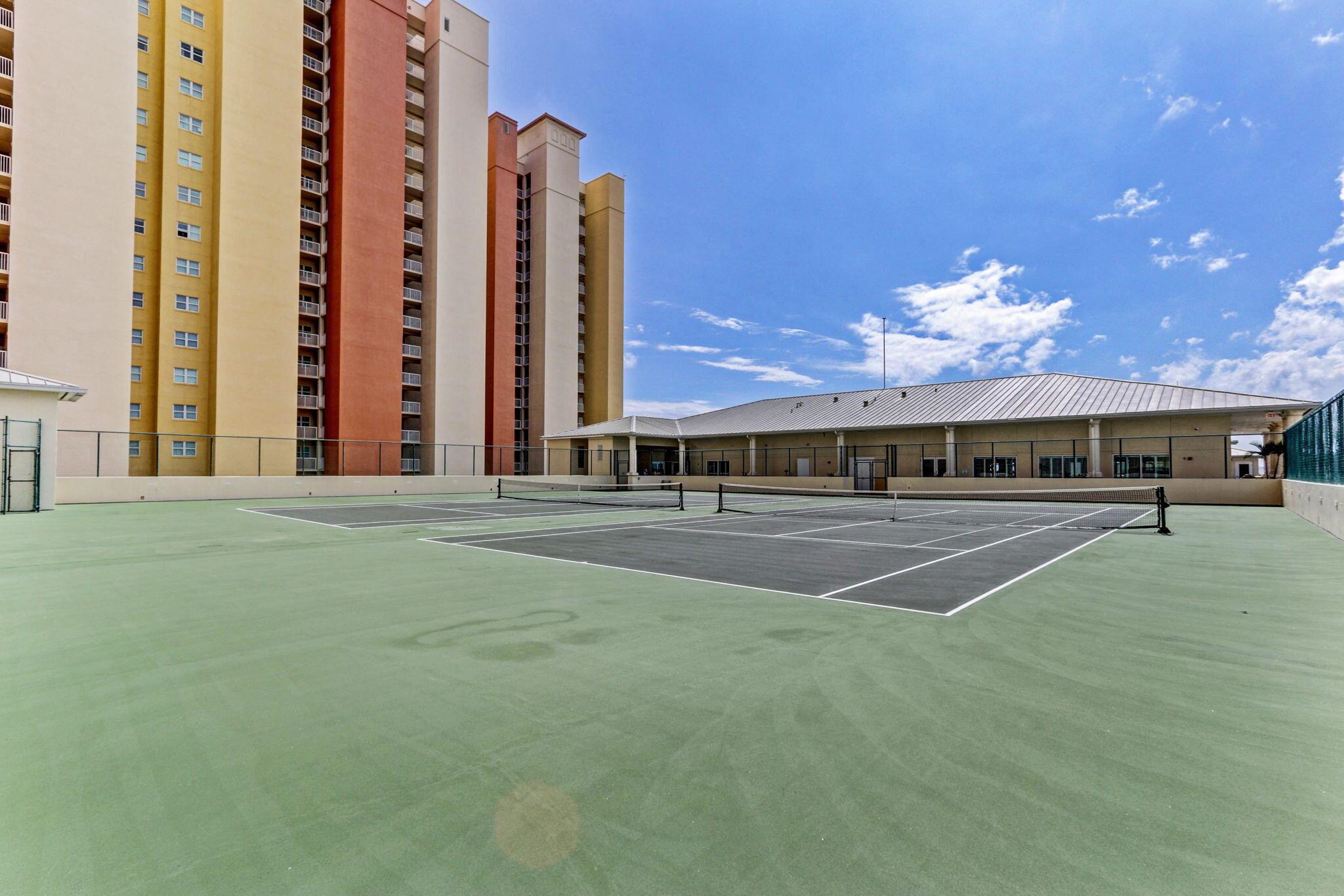 MARINA GRANDE RIVIERA BEA - Residential